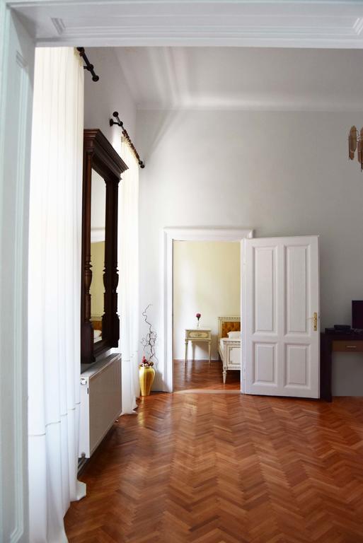 Contessa Apartment Cluj Napoca Eksteriør billede