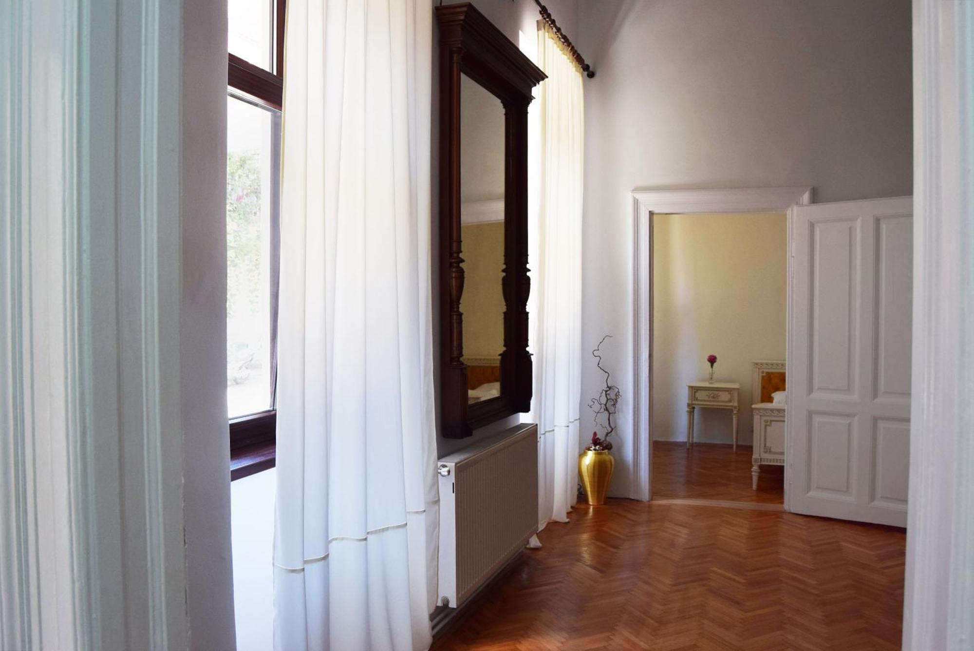 Contessa Apartment Cluj Napoca Eksteriør billede