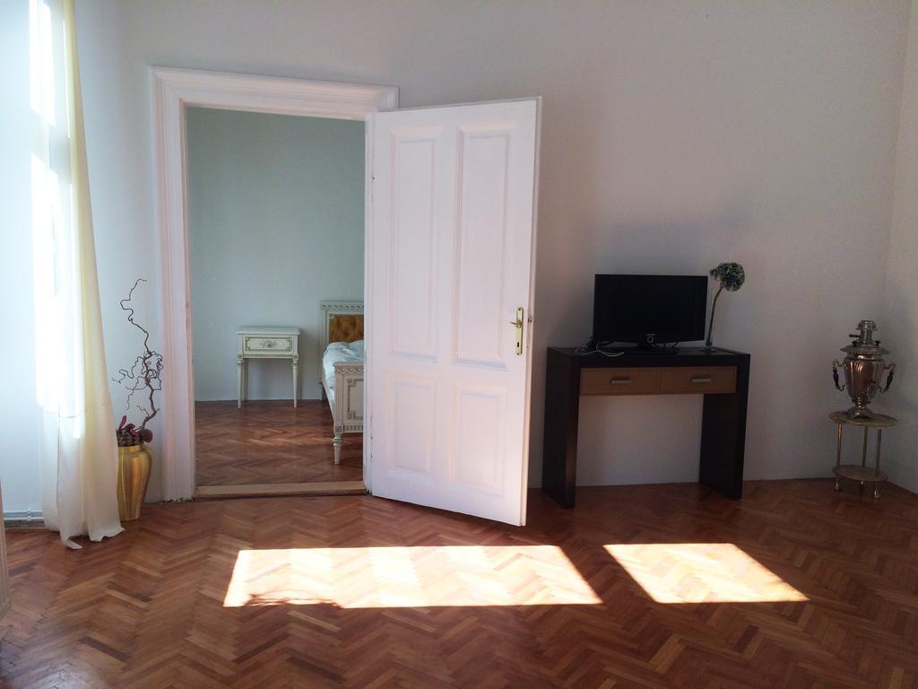 Contessa Apartment Cluj Napoca Eksteriør billede