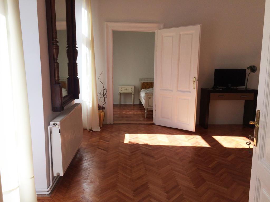 Contessa Apartment Cluj Napoca Eksteriør billede